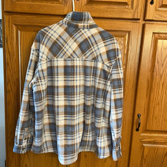 Sage Collective Shacket - Picture 3 of 4